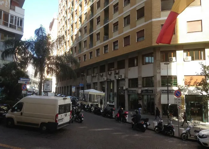 Napoli City Inn